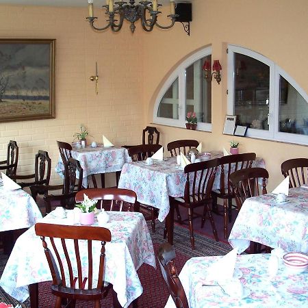Hotel Barmstedter Hof Экстерьер фото